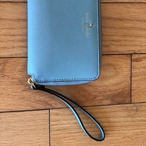 Kate Spade leather wallet wristlet holds iPhone